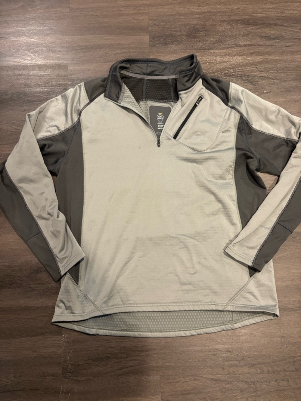 Cabela's Light Gray and Dark Gray Men's 1/4 Zip Shirt Jacket